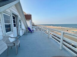 Majestic Hotel & Apartments