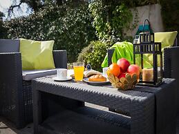 City Holiday Apartment