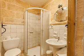 Gozitan Farmhouse With Pool - PP 4