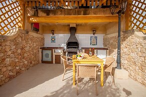 Gozitan Farmhouse With Pool - PP 4