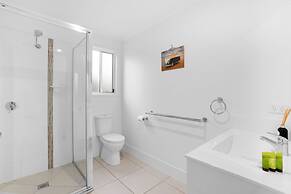 Fraser Island Beach Houses