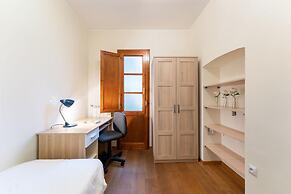 Mezzo 30 in Firenze With 3 Bedrooms and 2 Bathrooms