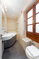 Mezzo 30 in Firenze With 3 Bedrooms and 2 Bathrooms