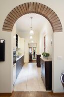 Mezzo 30 in Firenze With 3 Bedrooms and 2 Bathrooms