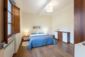 Mezzo 30 in Firenze With 3 Bedrooms and 2 Bathrooms