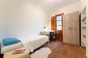 Mezzo 30 in Firenze With 3 Bedrooms and 2 Bathrooms