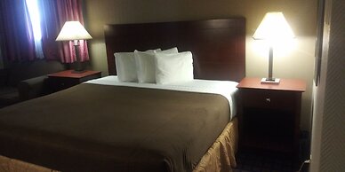 Silver Spur Vintage Inn & Suites