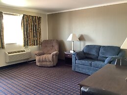 Silver Spur Vintage Inn & Suites