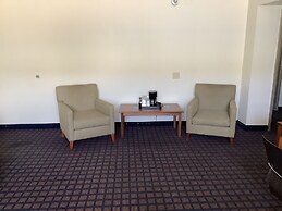 Silver Spur Vintage Inn & Suites