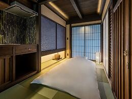 Yorozuha Machiya House