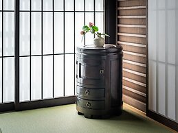 Yorozuha Machiya House