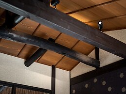 Yorozuha Machiya House