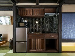 Yorozuha Machiya House