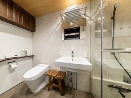 Yorozuha Machiya House