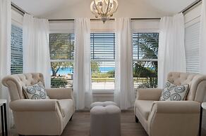 NEW Bay Dreamin 4 Bedroom Private Pool Spa Beach Front Property 3 Home