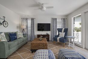 NEW Bay Dreamin 4 Bedroom Private Pool Spa Beach Front Property 3 Home