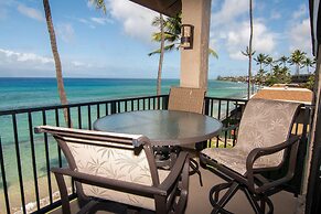 Papakea A403 3 Bedroom Condo by RedAwning