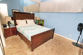 Papakea A403 3 Bedroom Condo by RedAwning