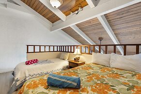 Papakea A403 3 Bedroom Condo by RedAwning