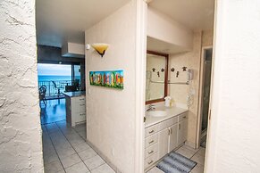 Papakea A403 3 Bedroom Condo by RedAwning