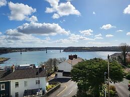 Marina Reach Neyland, Flat With Great sea Views