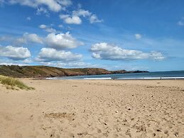 Marina Reach Neyland, Flat With Great sea Views