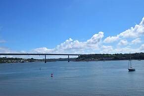 Marina Reach Neyland, Flat With Great sea Views