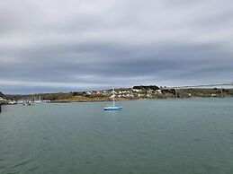 Marina Reach Neyland, Flat With Great sea Views