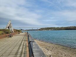 Marina Reach Neyland, Flat With Great sea Views