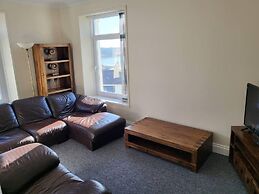 Marina Reach Neyland, Flat With Great sea Views