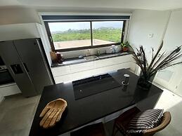 Impeccable 2-bed Apartment in Willemstad