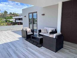 Impeccable 2-bed Apartment in Willemstad