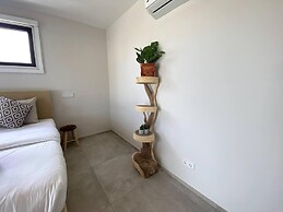 Impeccable 2-bed Apartment in Willemstad