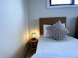 Impeccable 2-bed Apartment in Willemstad