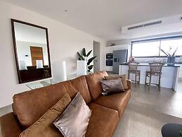 Impeccable 2-bed Apartment in Willemstad