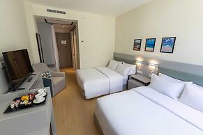 Elements Hotel & Shops