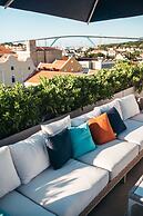 Elements Hotel & Shops