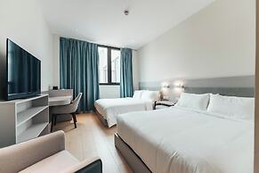 Elements Hotel & Shops