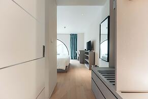 Elements Hotel & Shops