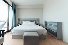 Elements Hotel & Shops