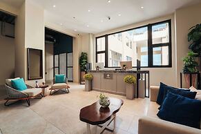 Elements Hotel & Shops