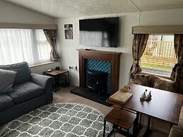 Relaxing and Quiet Holiday Cabin, Sleeps 4