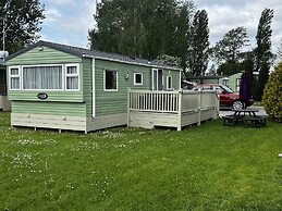 Relaxing and Quiet Holiday Cabin, Sleeps 4
