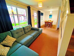 Trevithick by the Beach for Families & the Pooch