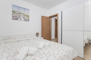 Muo Sea Front Apartments Kotor