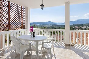 Crystal Sky Apartments