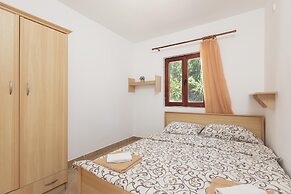 Crystal Sky Apartments