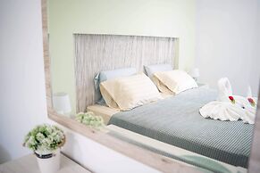 2 Bedroom Apartment Lambisea