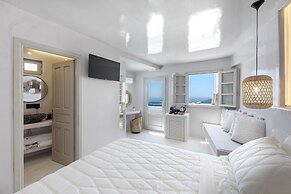 Kaleidoscope Imerovigli Suites