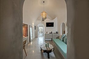 Kaleidoscope Imerovigli Suites